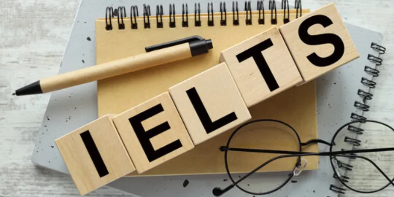 Improve-IELTS-Vocabulary-and-Grammar-for-a-Higher-Band.